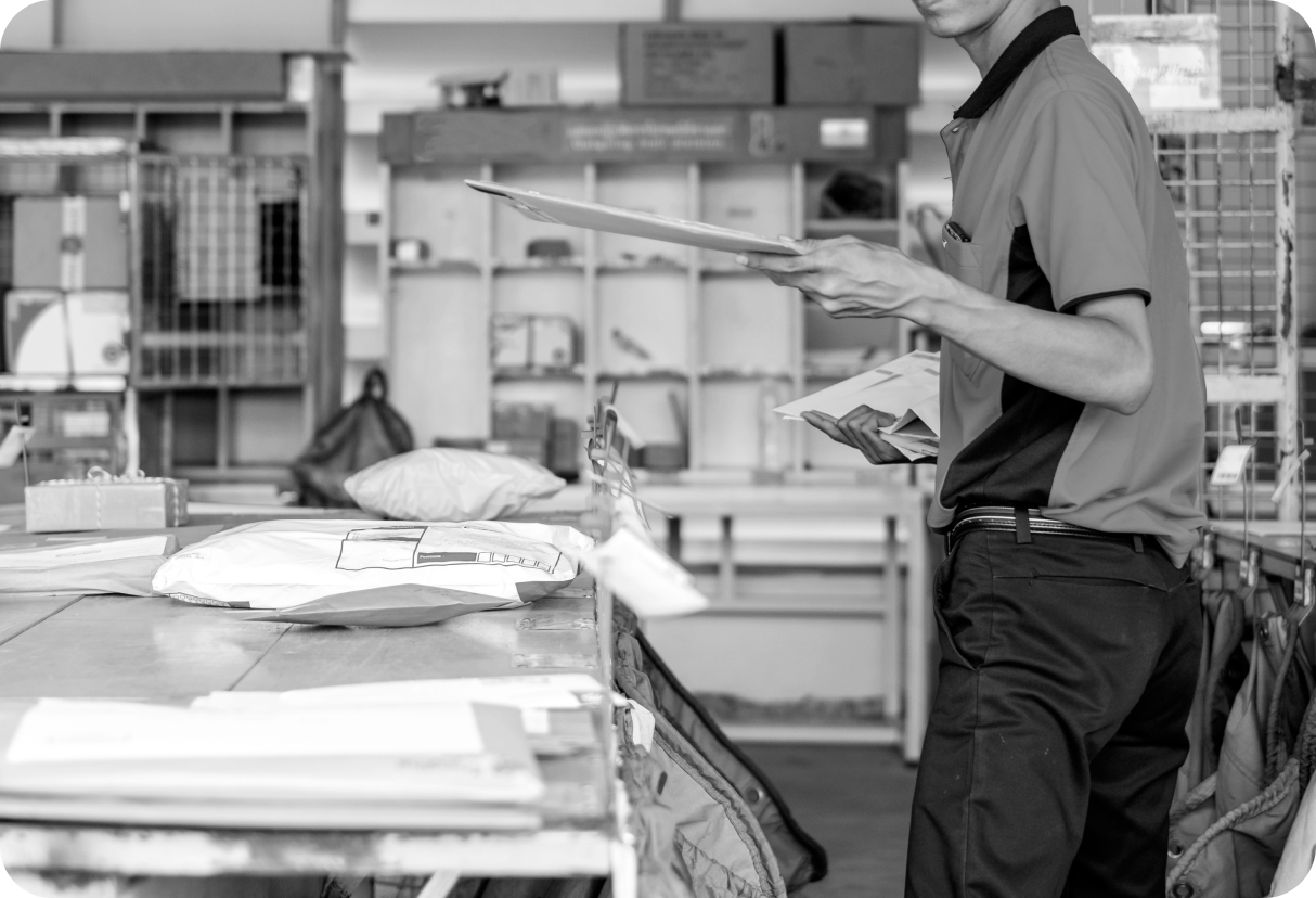 Mail threat risks illustration