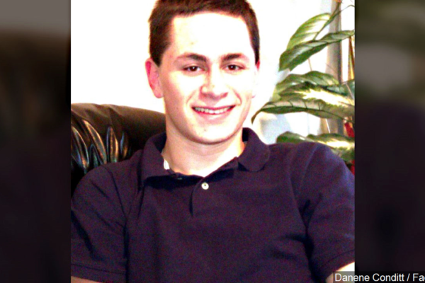Texas - 03/21/2018 Dead Austin bombing suspect identified as Mark Anthony Conditt, 23
